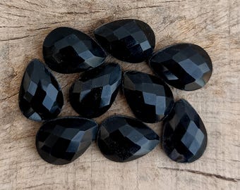 Lot De 15 Pierres Précieuses En Vrac – Cabochons Poire 16x12 Mm, Nacre/ormeau, Multicolores – 96,5 Carats, Naturelles