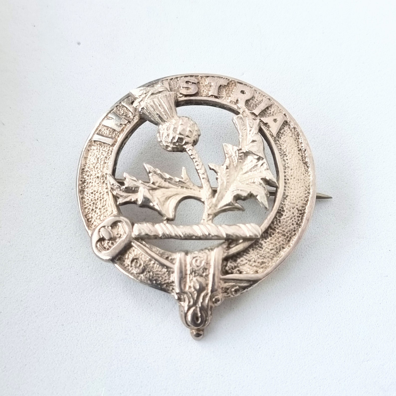 Scottish Clan Badge Sterling Silver Thistle And Motto industria Scottish Clan Badge Sterling Silver Thistle And Motto industria