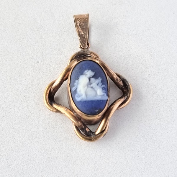 Antique wedgwood blue jasper pendant in rolled gold mount. IR/1066