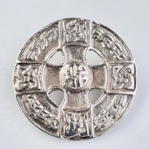 Celtic Cross, silver brooch, hallmarked Glasgow 1947. KO/752