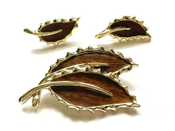 Vintage Jewelry Sarah Coventry "Wooded Beauty" Pi… - image 1