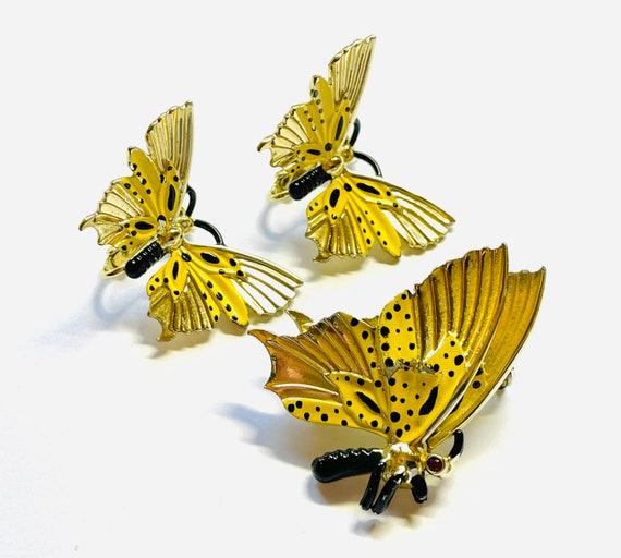 Vintage Jewelry Sarah Coventry Butterfly in Black… - image 1