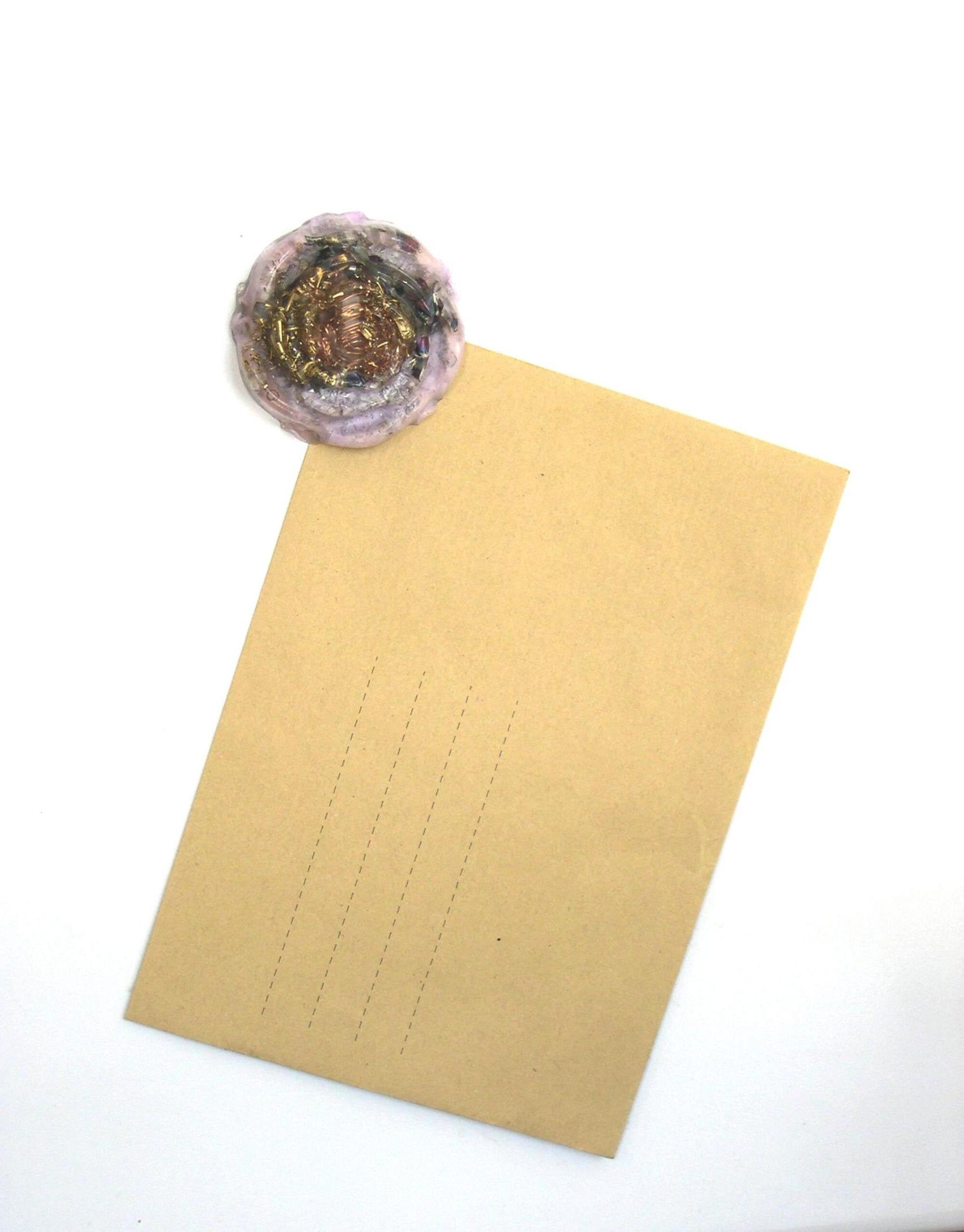 Orgonite, Magnet en Forme de Rose 7 cm, Coloris Au Choix