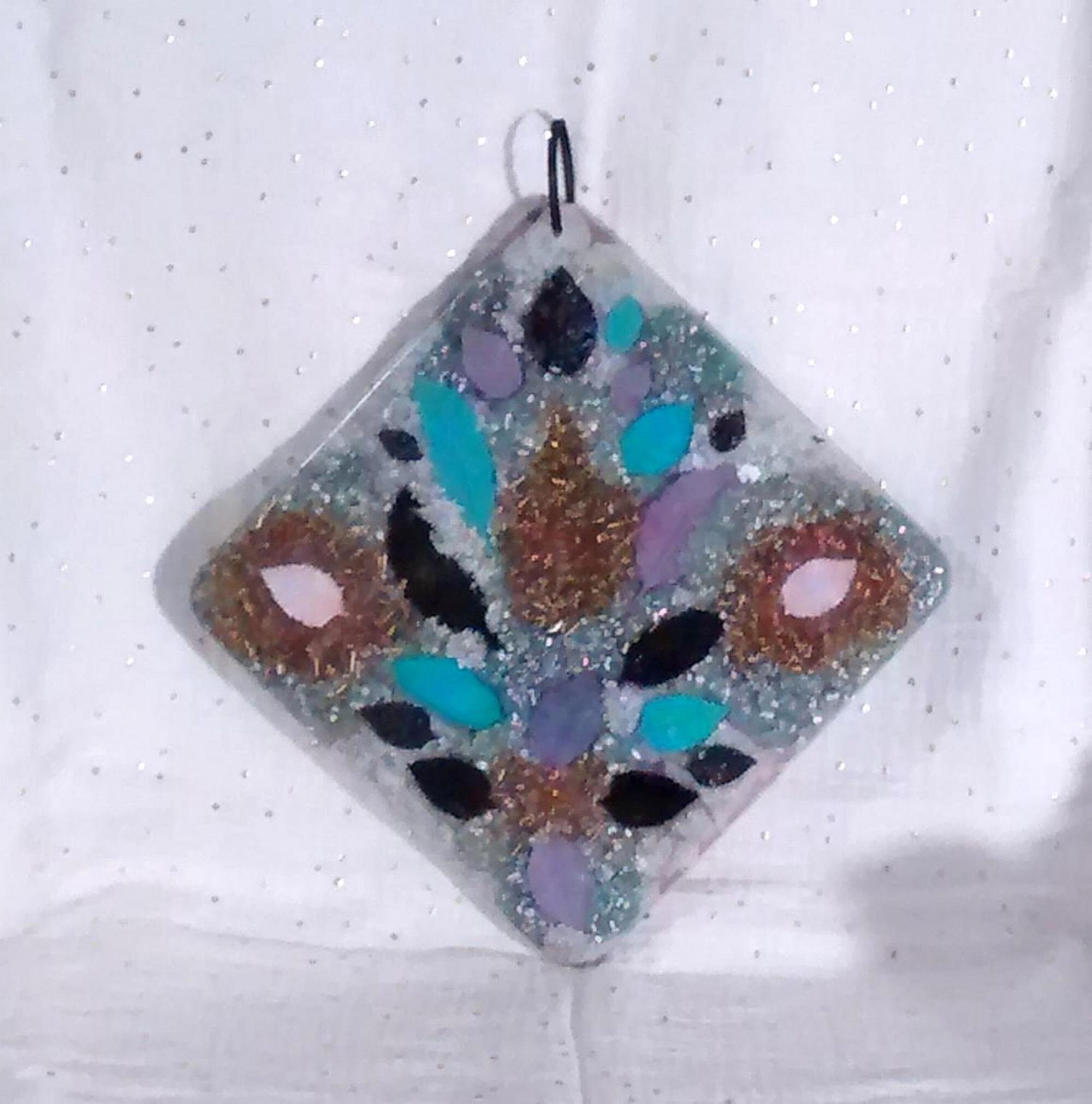 Orgonite, Suspension Décorative Losange 24, 5 cm, Motifs Plumes et Feuilles