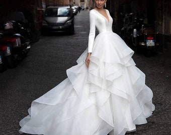 Elegant White Ball Gown With V-Neck / Satin Wedding Dress / - Etsy