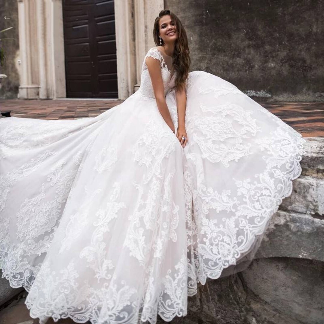 elegant and glamorous dresses