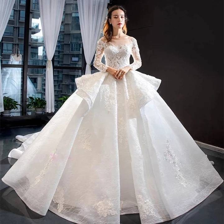 Celeb Wedding Dresses Miranda Kerrs Sensational Dior Gown