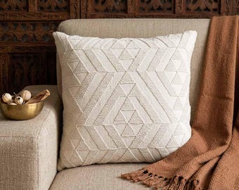 Cord embroidery pillow cover