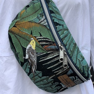 Bauchtasche Vogel Dschungel