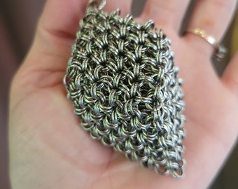 Squishy chainmail fidget toy desk toy distraction