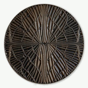 Holzmandala Extra große runde Wandkunst Über dem Bett Wanddekor Nachtschmetterling Luna Motte 3D Eichenholzskulptur Wohnzimmer