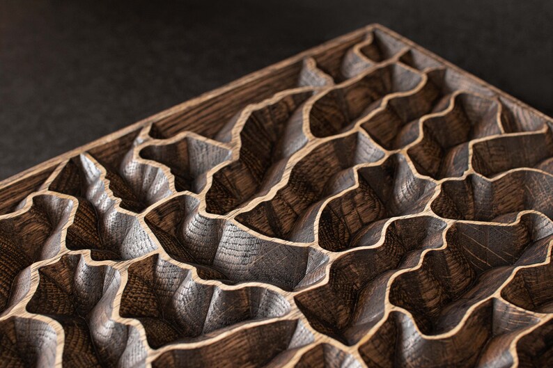 Intricate Graved Panels, corals and snake motif – Sophisticated Trio: elegance, detail, and nature’s symbolism in one refined composition. image 9