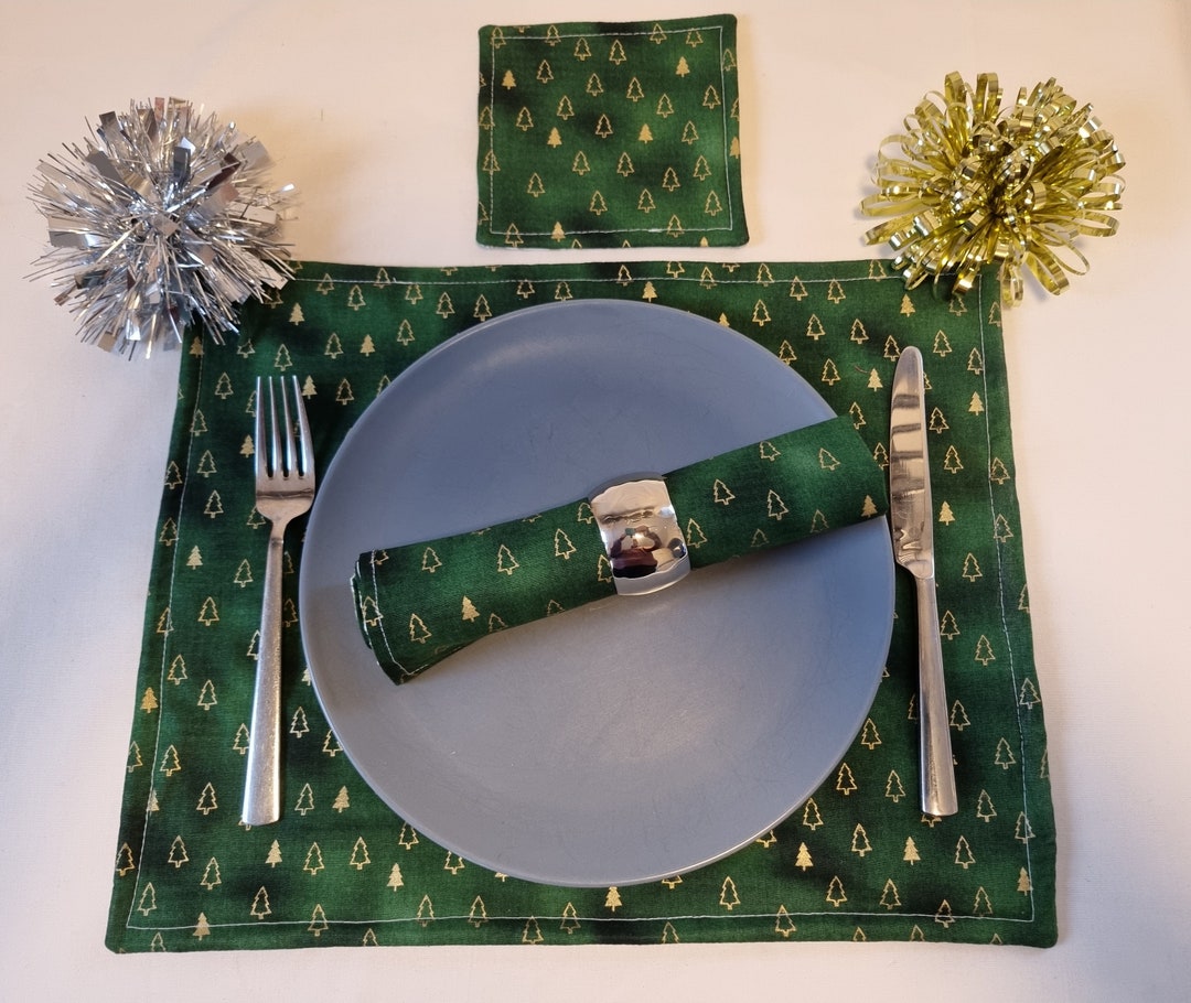 Set of 4 Christmas Table Mats, Christmas Placemats, Christmas Table Setting, Christmas Table