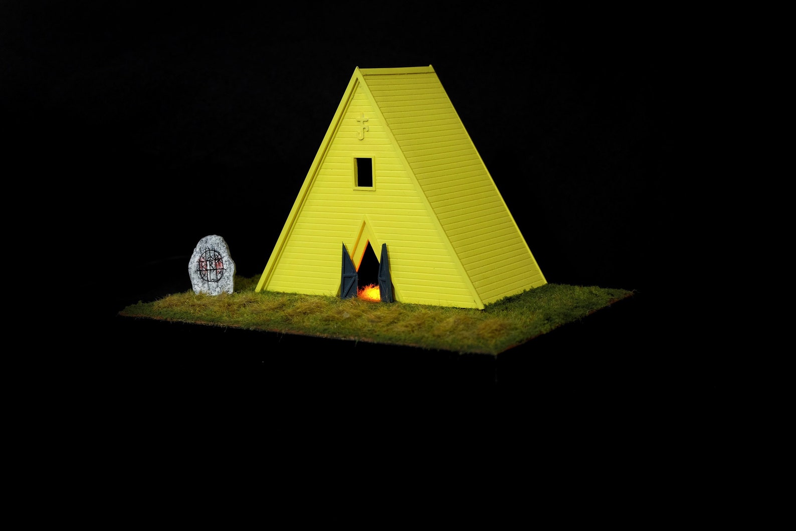 Midsommar Yellow Pyramid Building Midsommar Temple Etsy