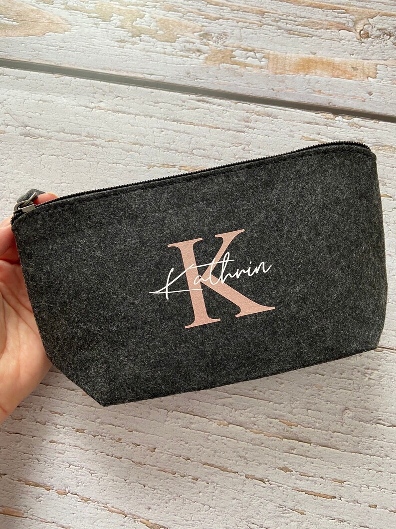 Personalized felt cosmetic bag Individual gifts with name and initial image 3