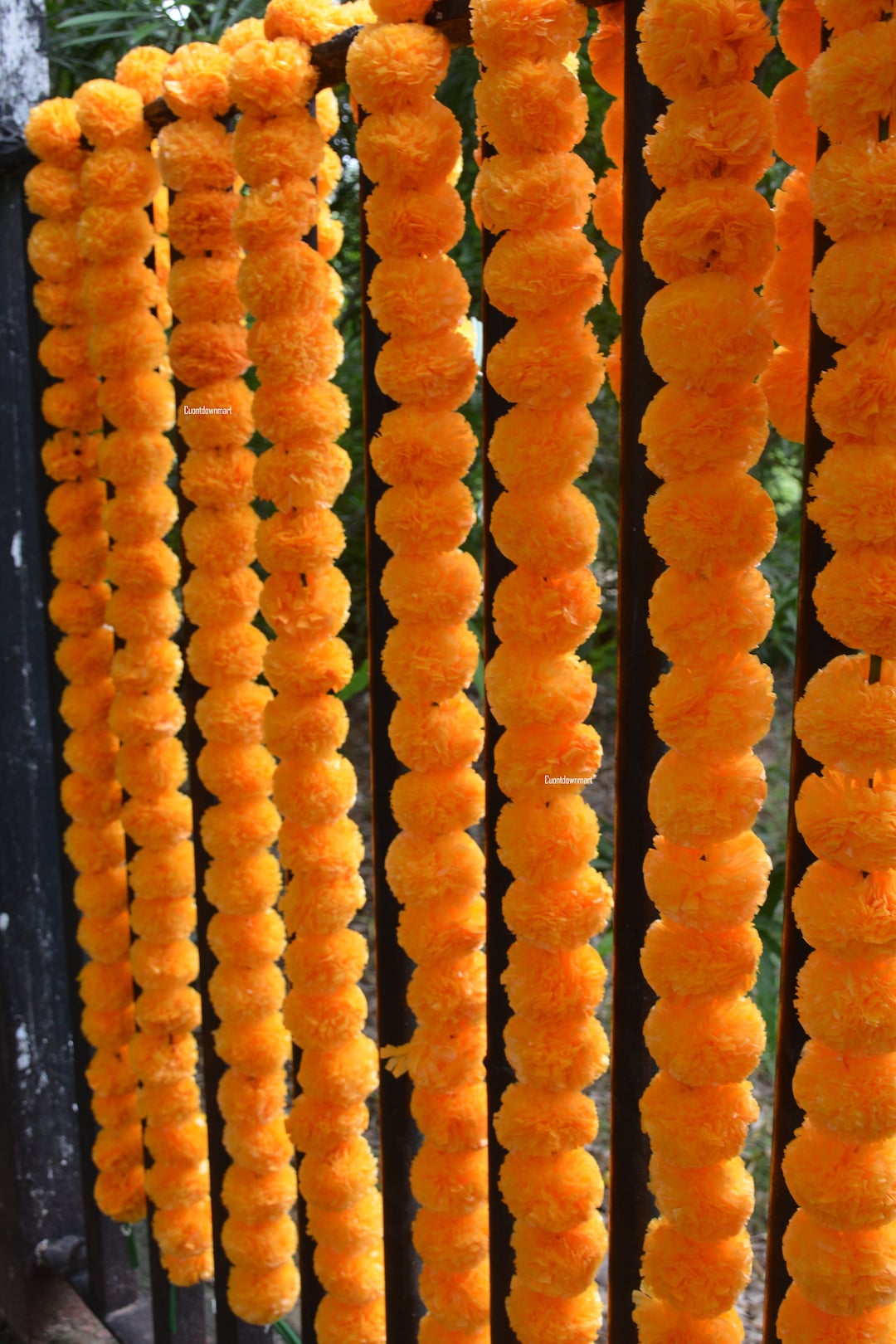 Wholesale Lot Marigold Garland for Day of the Dead, Dia De Los Muertos ...