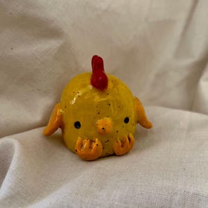 Handmade Ceramic Tiny Chicken Sculpture, Mini Decoration, Unique Birthday Gift