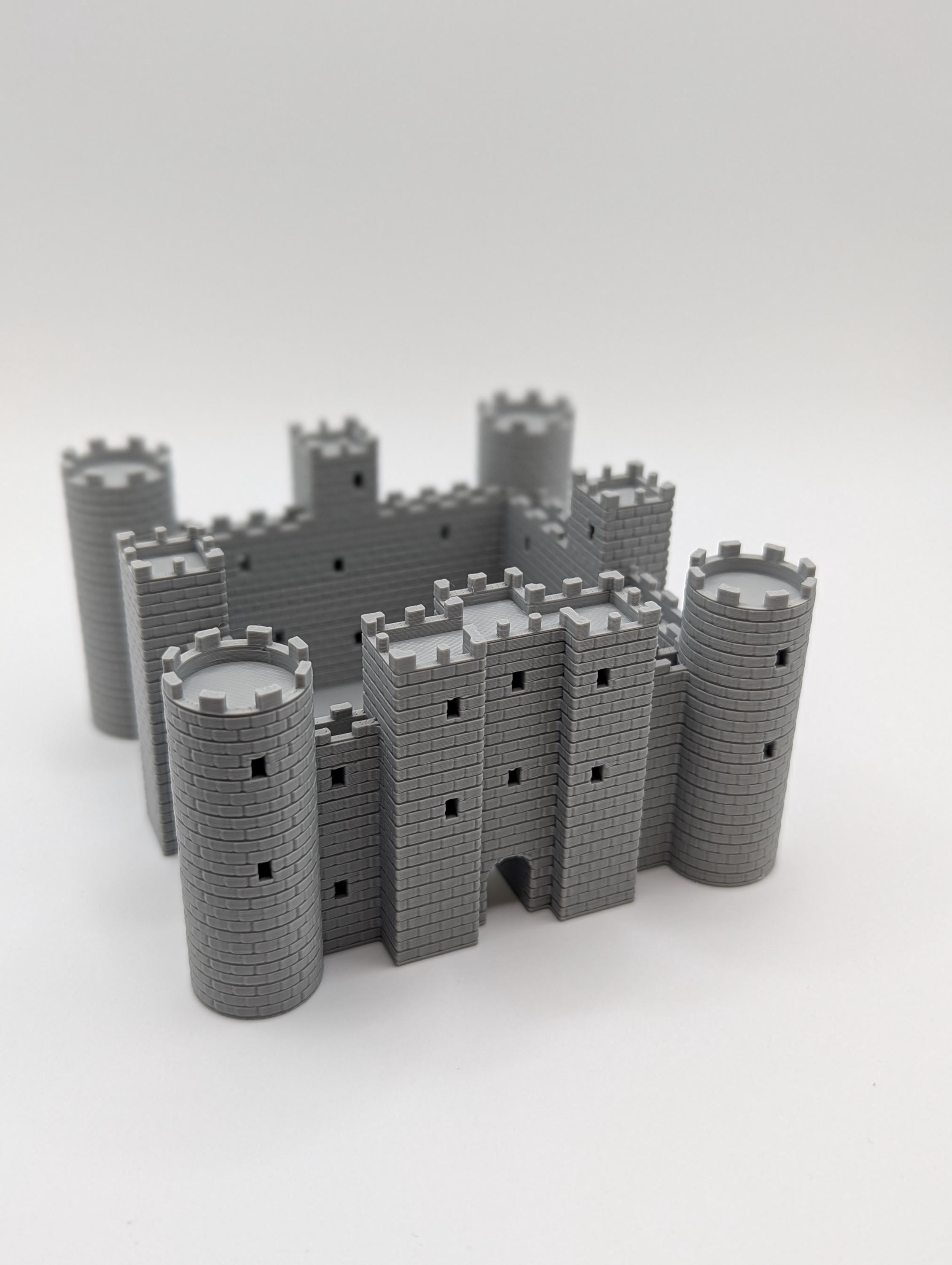 UKCOCO 3 Miniatures De Châteaux En Résine – Décoration Table à Sable, Maquettes Architecturales Européennes – 1,5 à 4,2 Cm