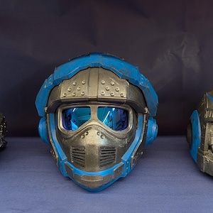 gears of war motorcycle helmet Anthony Carmine Cosplay Prop – Lone Star Cosplay Rush orders are accepted with an overtime fee 🪖 Gears Of Wars 2