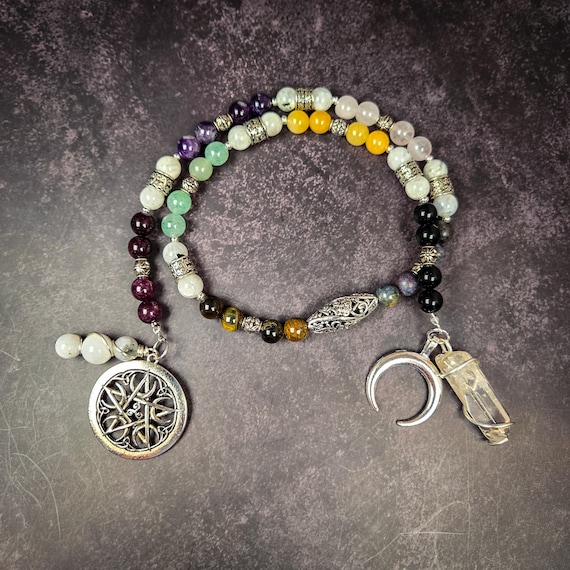 Wheel of The Year Prayer Beads: Wiccan Rosary, Pagan Altar Tool