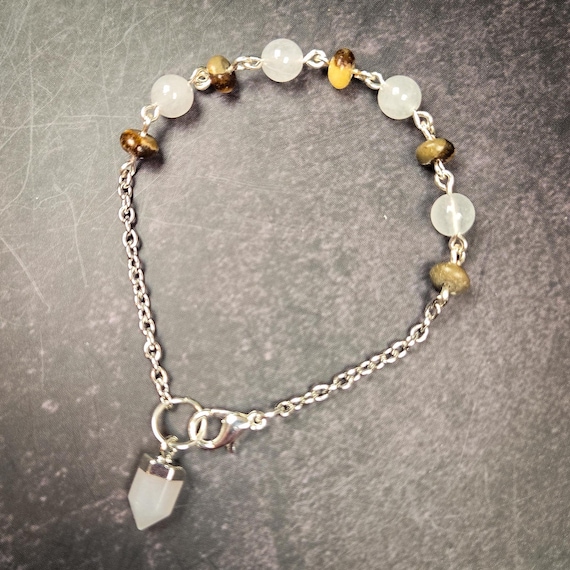 Septarian and White Agate Pendulum Bracelet: Wearable Divination Tool - Crystal Healing Jewelry