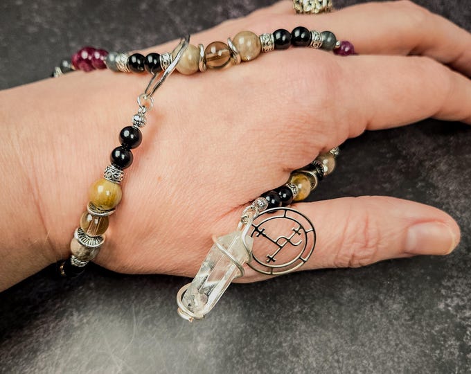 Lilith Wrist Rosary: Garnet, Obsidian, and Labradorite Rosary