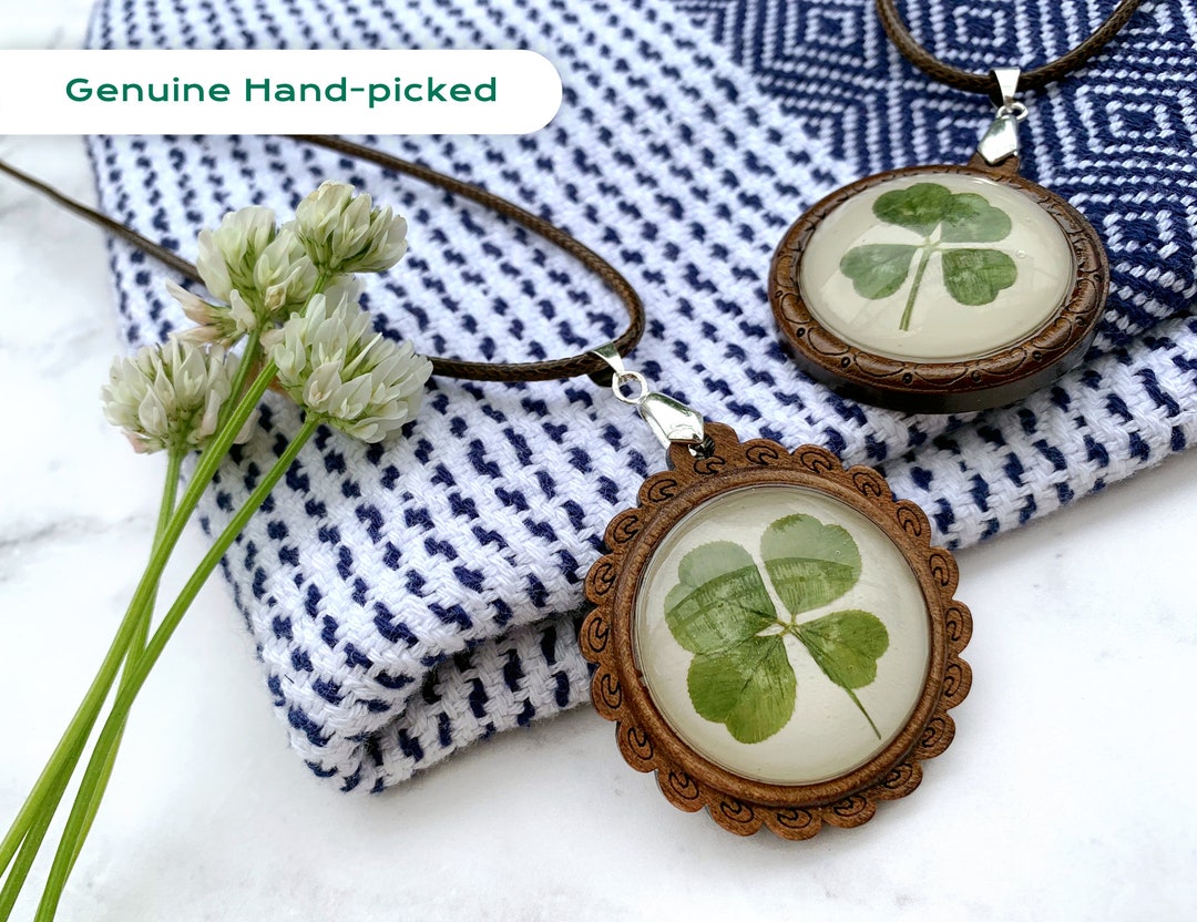 Lucky Clover Wooden Pendant Necklace - Genuine & Real 4 Leaf Clover ...