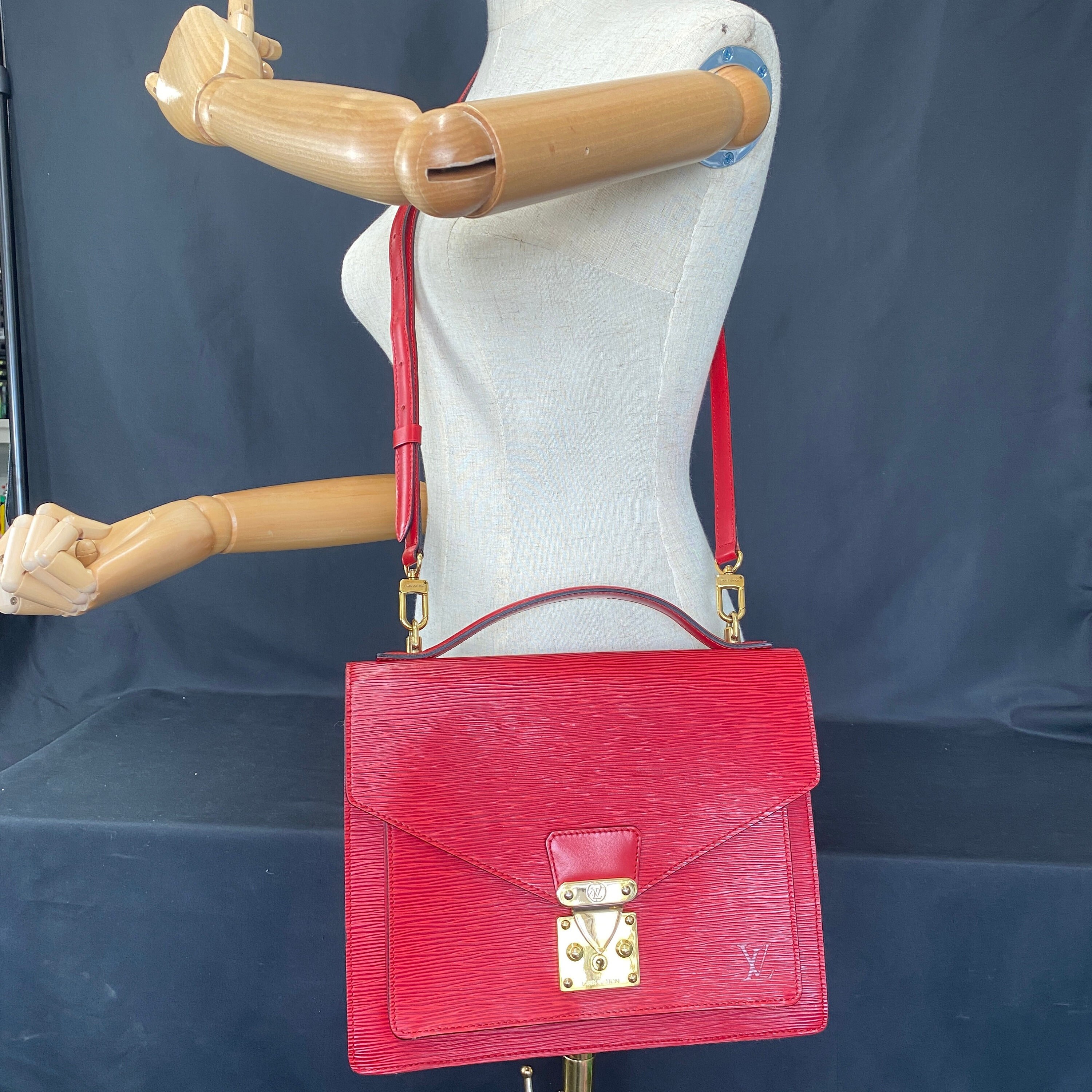 Louis Vuitton Monceau Shoulder Bag in Pomegranate Red Patent Leather