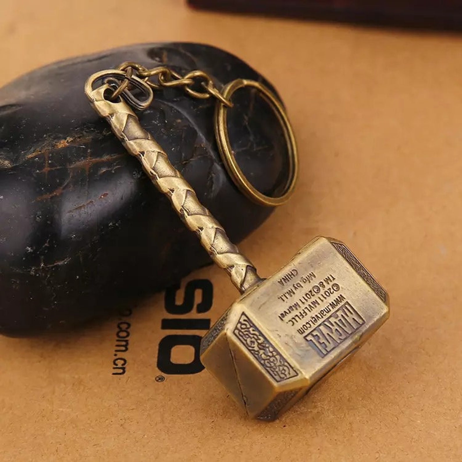 Thor Hammer Keychain Mjolnir 11 Dark World Ragnarok Keyring Etsy
