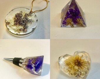 Custom Wedding Party Thank You Gifts - Preserved Flowers in Resin