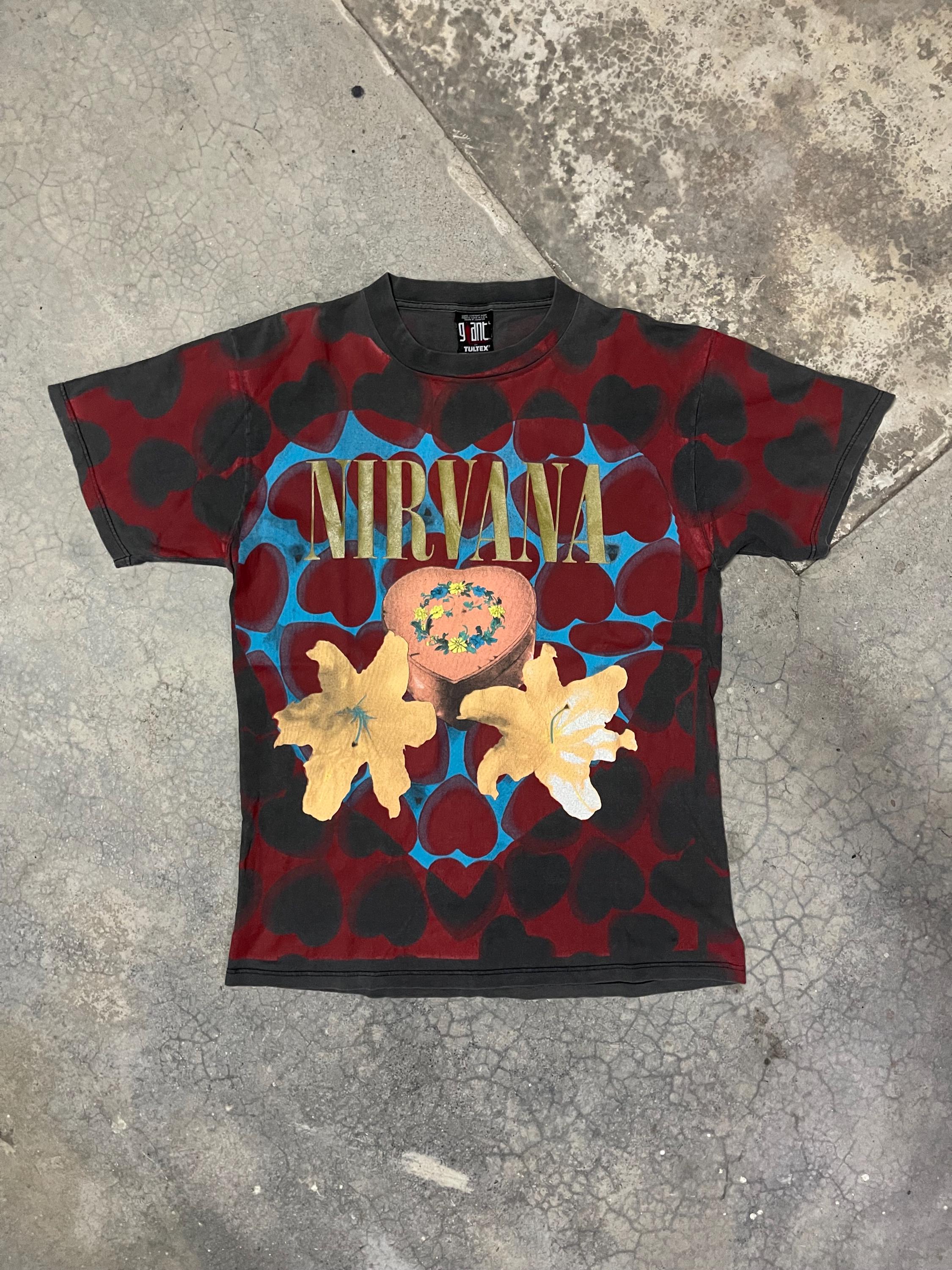 クリアランス卸値 NIRVANA Heart Shaped Box Tシャツ 【公式通販】