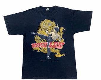 90s USA製 “Serial Killer” BRUCE LEE Tee 90s USA製 “Serial Killer” BRUCE LEE Tee - メルカリ
