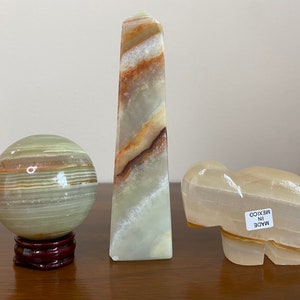 Banded Onyx Tower, Buffalo, and Sphere