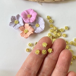 Floral Stamens (6 Pcs) Gold Plated | Flower Center | Diamond Texture | Polymer Clay Tool | Brass Charm | Jewellery Findings M23