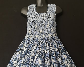 Robe smocks en coton imprimé fleur bleu 1 an à 12 ans