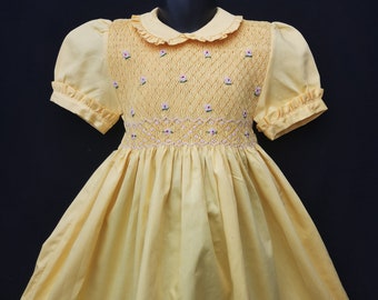 Smocked dress with balloon sleeves and Peter Pan collar in yellow pique cotton, 1 year to 12 years