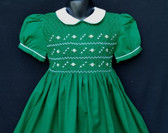 Robe smocks manches ballons  en coton piqué vert 1 an à 12 ans