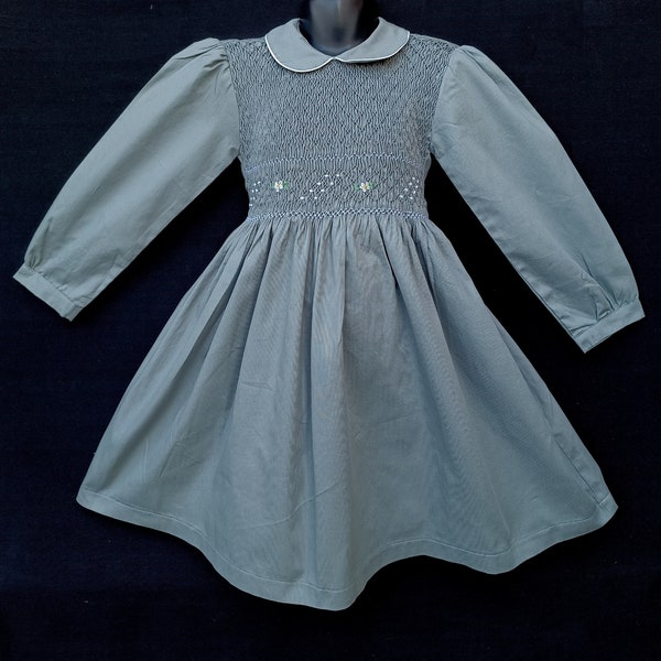 Robe smocks manches longues  en coton piqué gris 1 an à 12 ans