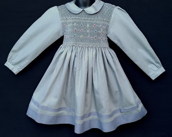 Robe smocks manches longues  en coton piqué gris 1 an à 12 ans