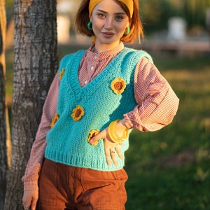 Gilet pull en tricot de tournesol, cardigan au crochet bleu surdimensionné fait à la main et unique, gilet biologique recyclable durable, vêtements volumineux confortables image 4