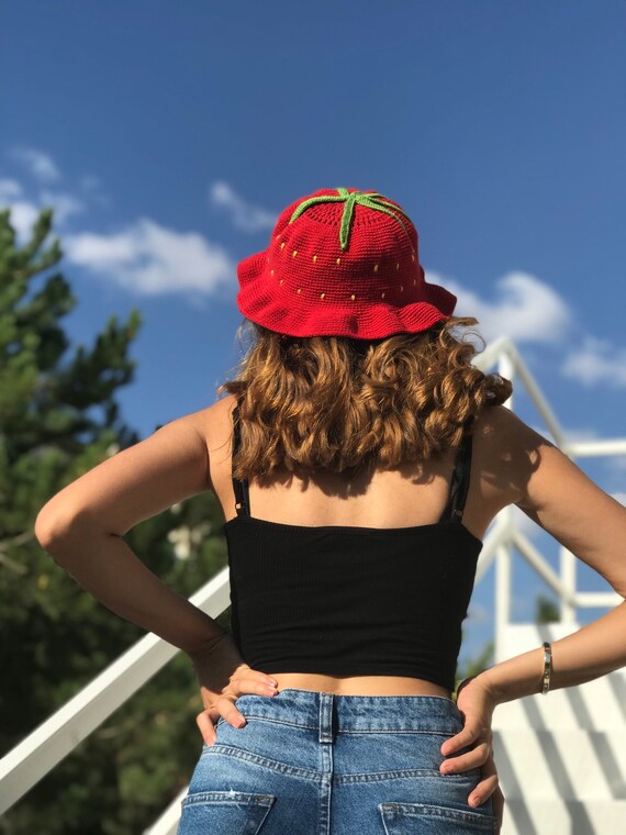 Strawberry Bucket Hat Crochet Summer 