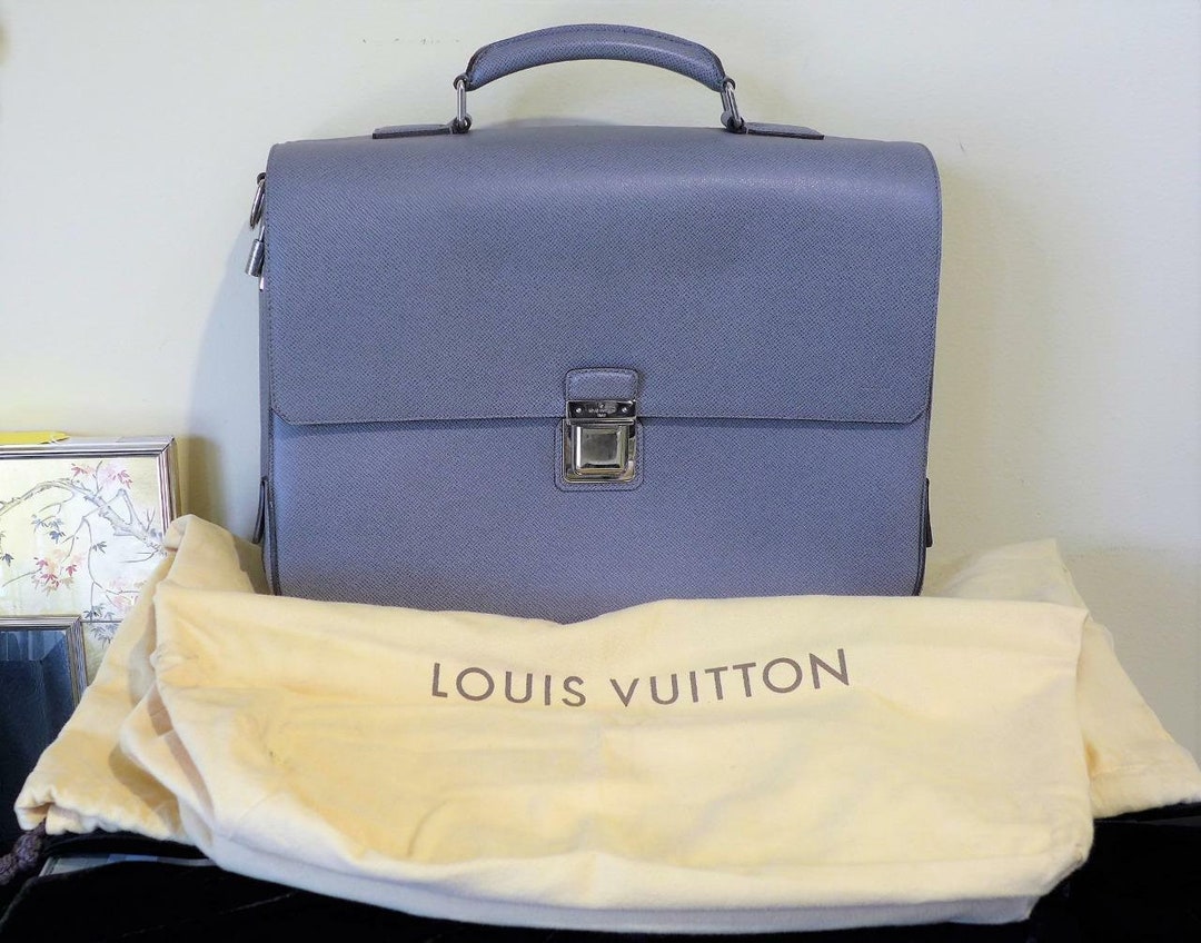 Authentic Louis Vuitton Vassili GM Gray Taiga Leather Briefcase