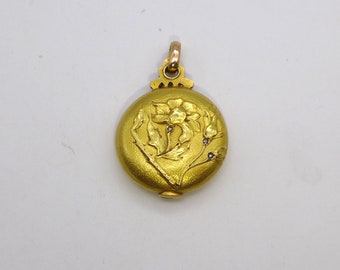 Antique Makeup Pendant 18KT Rose Cut Diamonds