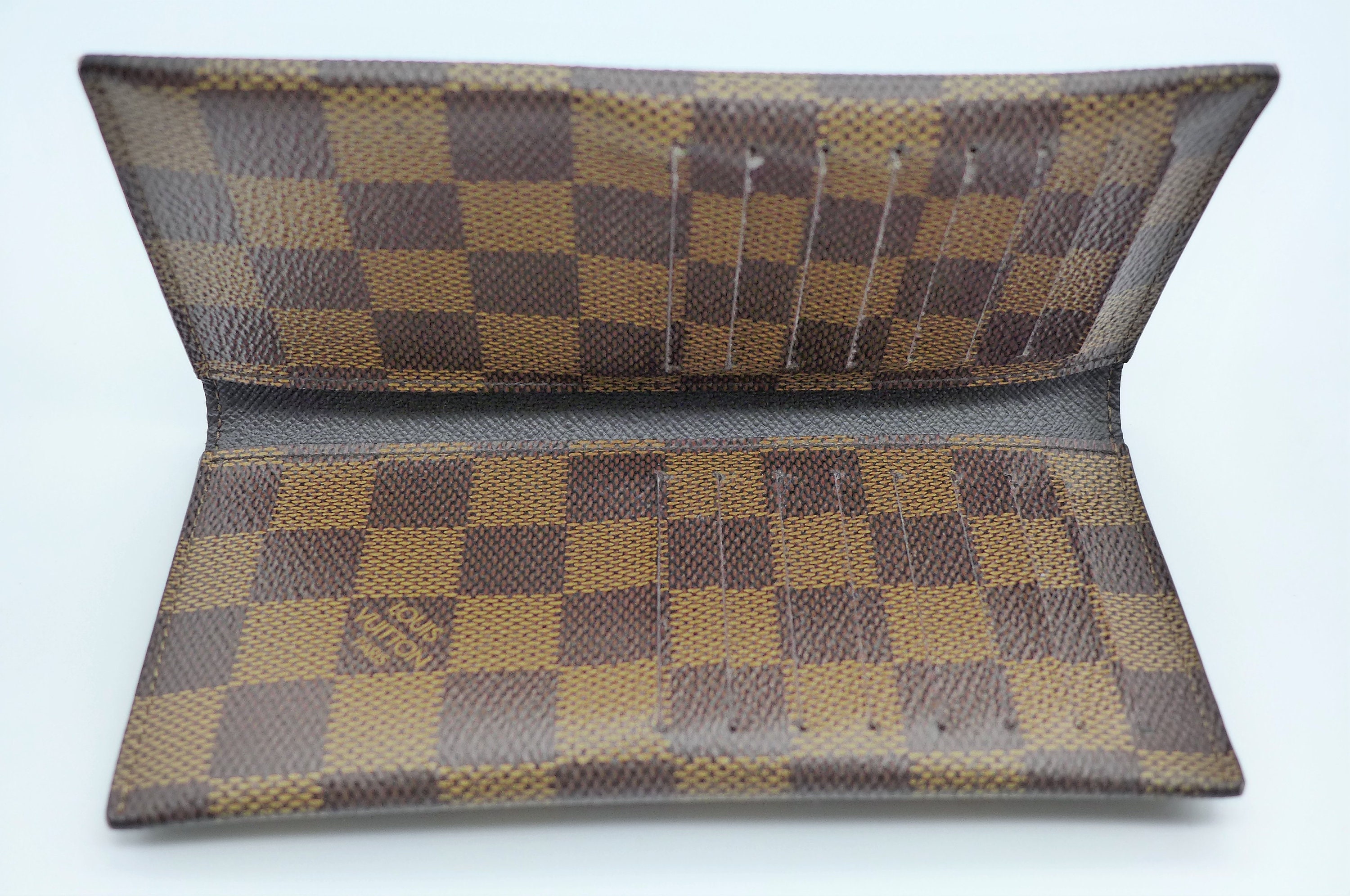 Louis Vuitton Brown Damier Ebene Portefeuille Marco Wallet Cloth ref.908725  - Joli Closet