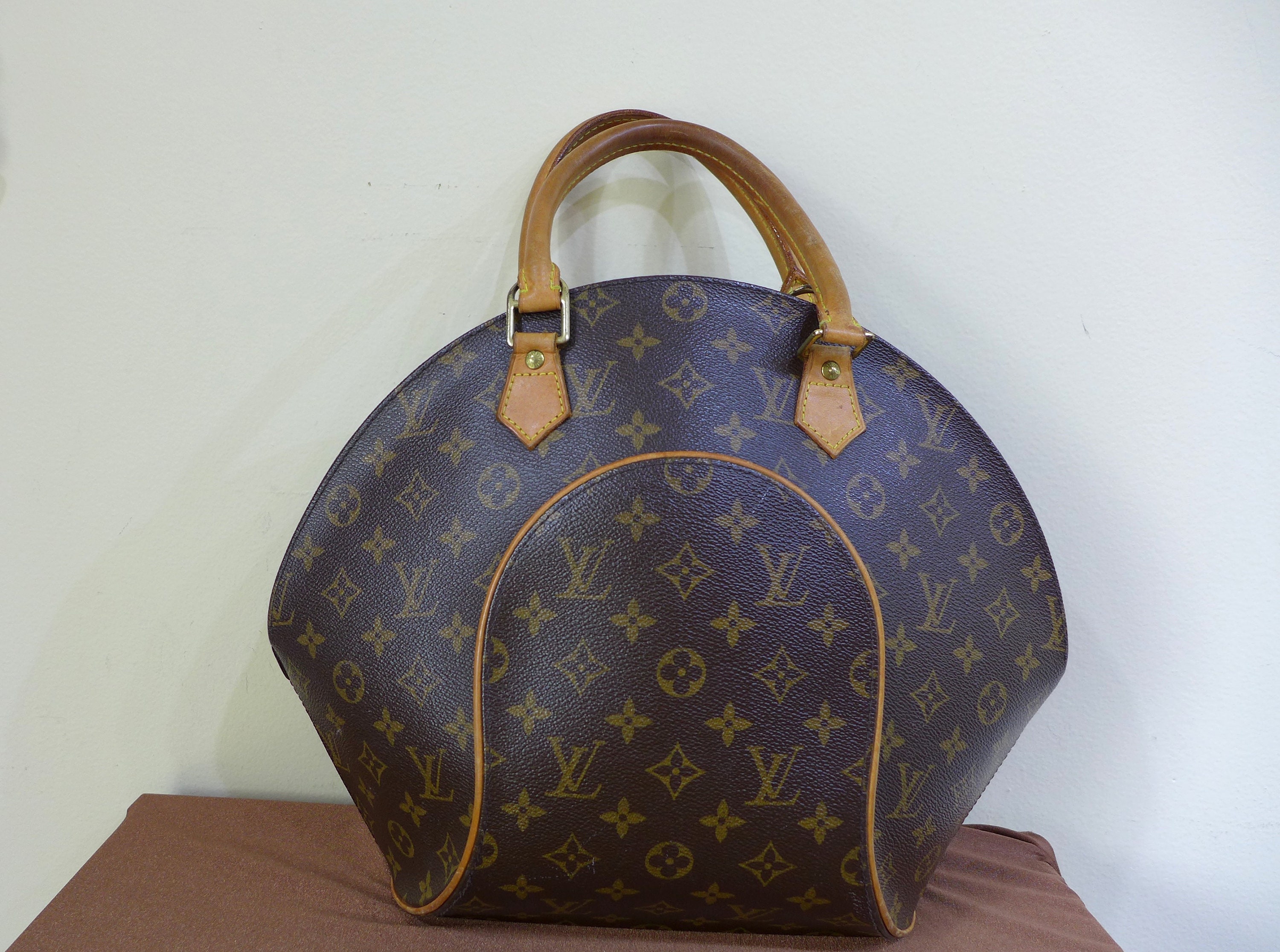 Louis Vuitton, Bags, Authentic Louis Vuitton Bowling Vanity Bag Monogram