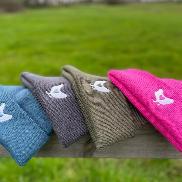 Mütze mit besticktem Huhn | Geschenk für Hühnerliebhaber, Beanie, Hühnermotiv, Wintermütze