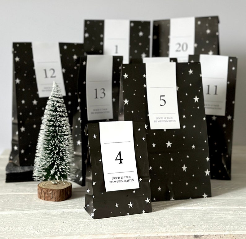 Adventskalender Set Sterne zum Befüllen 24x Papiertüten und 24x Adventszahlen Bild 1