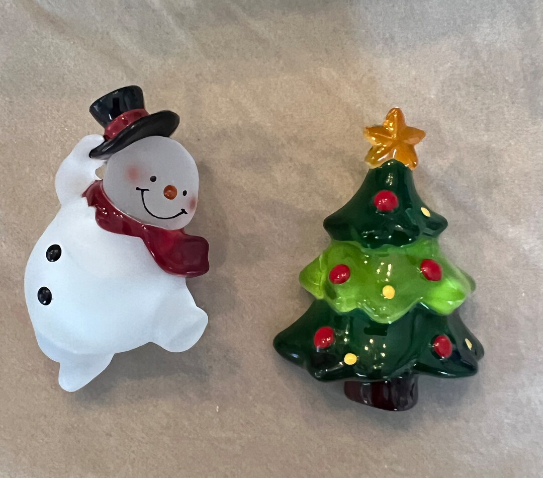 Set of 2 Vintage Christmas Light up Lapel Pins Christmas Tree Etsy