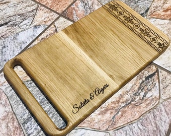 Personalisiertes Eichen-Schneidebrett, Servierbrett aus Holz, Käsebrett, Schneidebrett aus massivem Eichenholz, Charcuterie-Brett