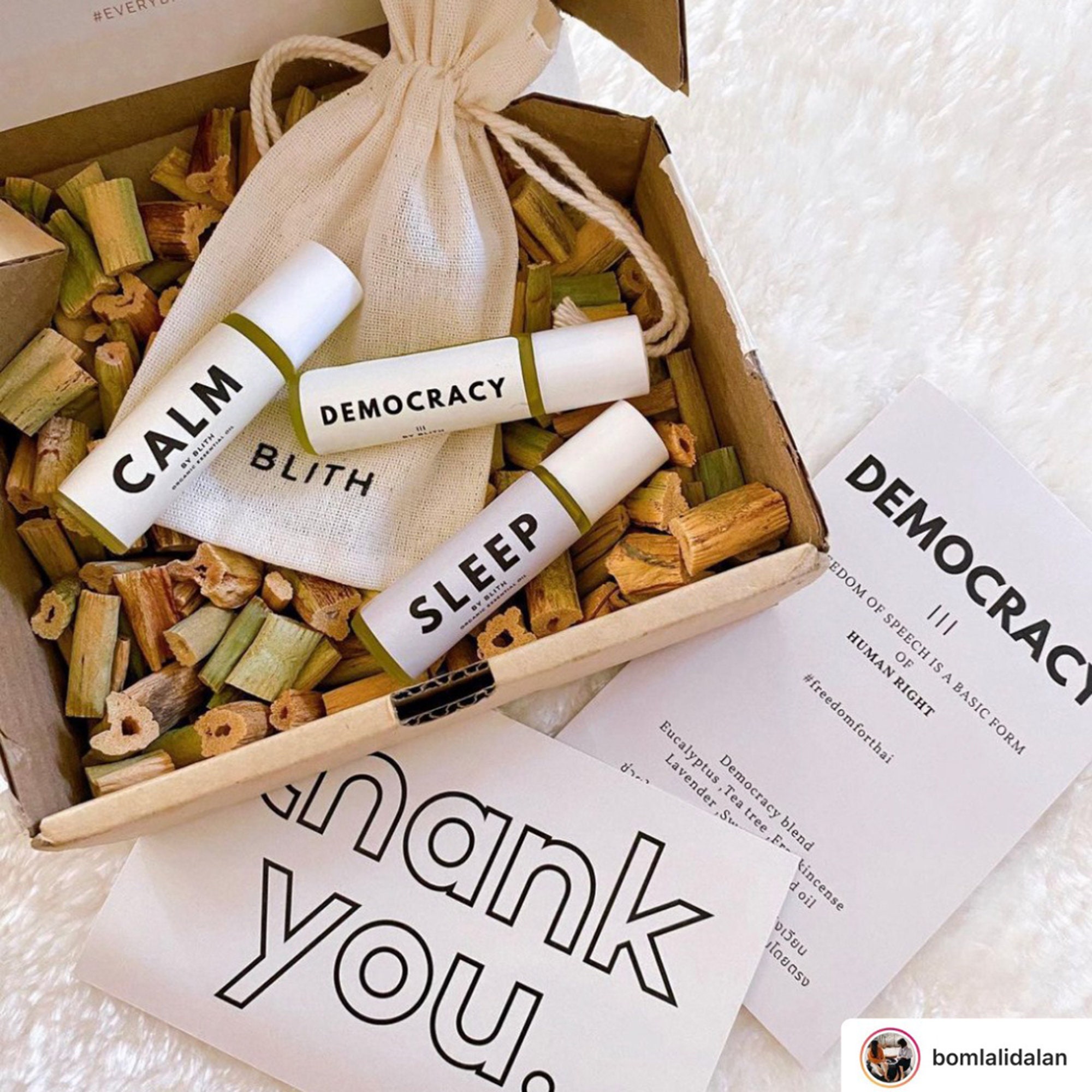 Natural Box Filler Eco Friendly Package Cushioning Dried Water Etsy